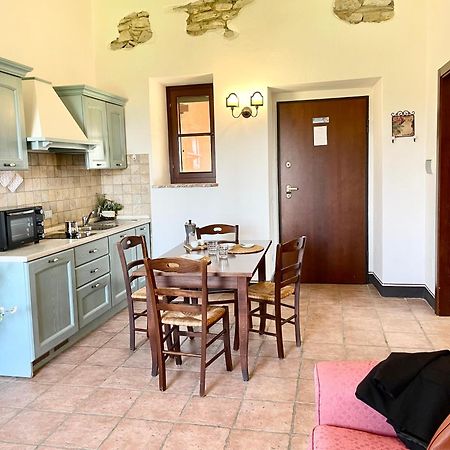 Residence Maria Giulia Corciano Kültér fotó