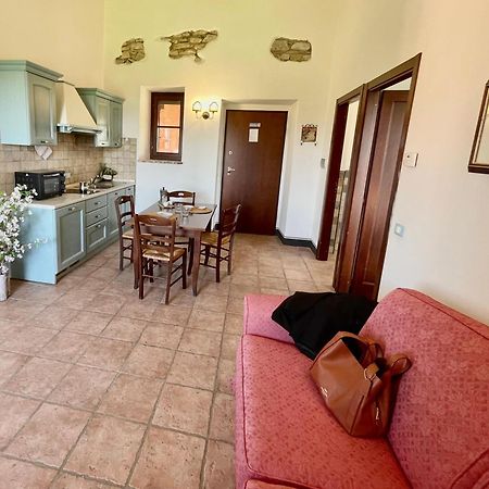 Residence Maria Giulia Corciano Kültér fotó