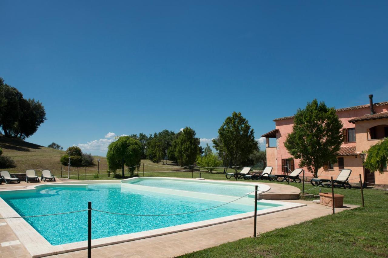 Residence Maria Giulia Corciano Kültér fotó