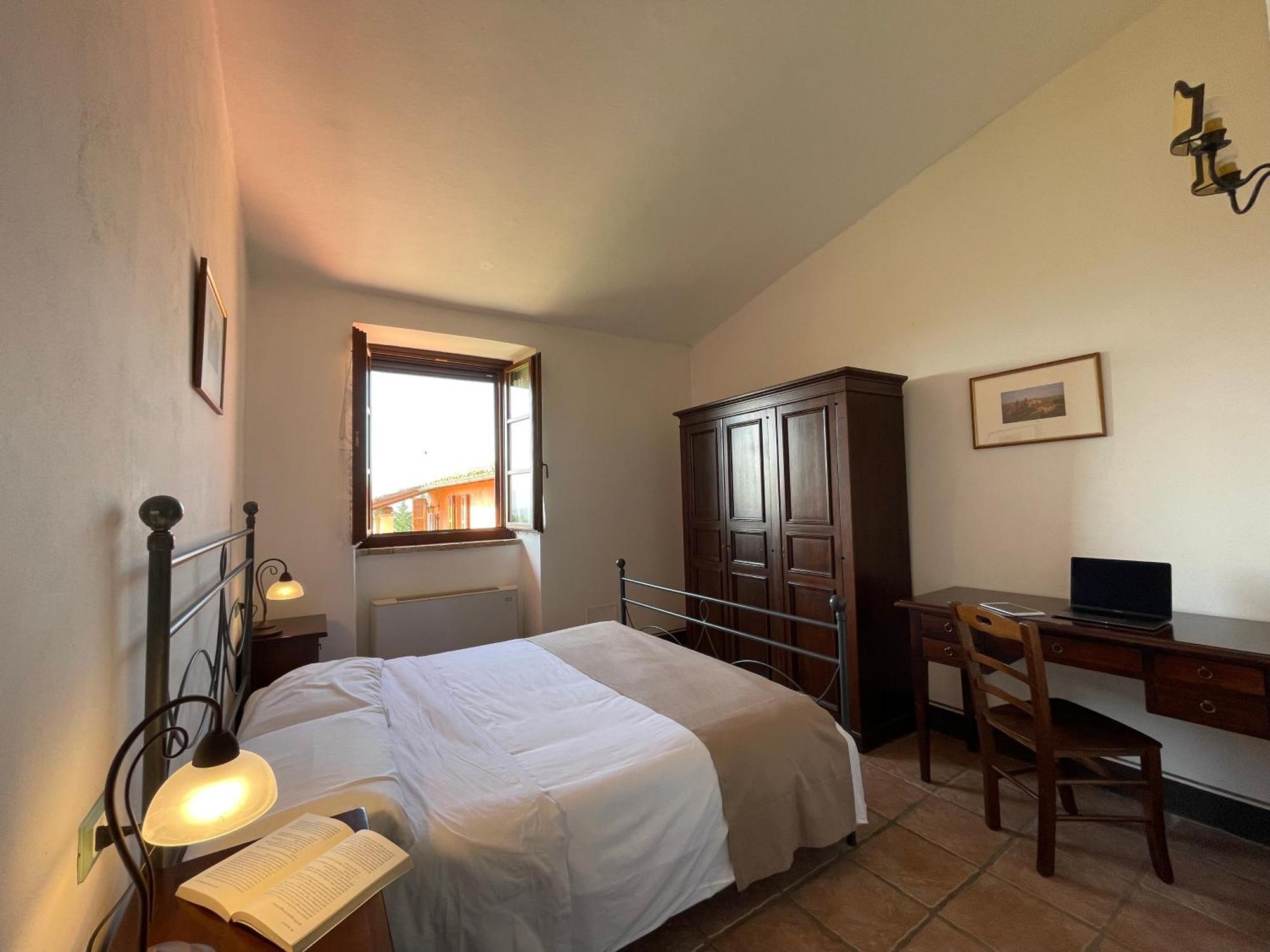 Residence Maria Giulia Corciano Kültér fotó